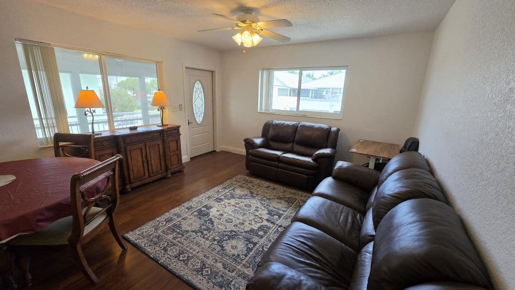 2-bedroom Condo — 2100 NE 38th Street #219