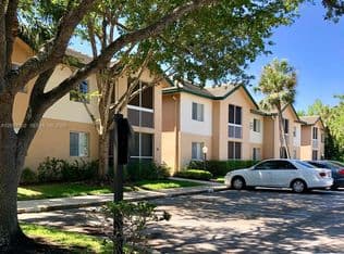 2+1 Condo — 9855 Westview Dr APT 723, Pompano Beach, 33076