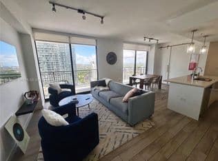 1-bedroom Condo — 999 SW 1st Ave APT 2303, Miami, 33130