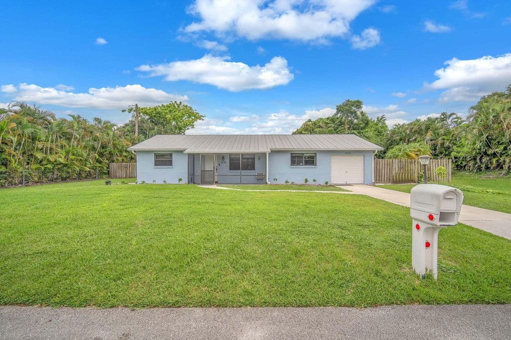 3+1 Müstakil ev — 9240 HONEYWELL Road