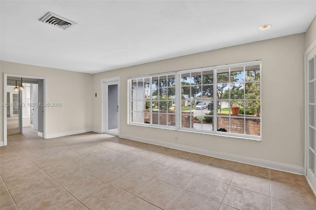 3-bedroom Single-Family Home — 5511 Taylor St