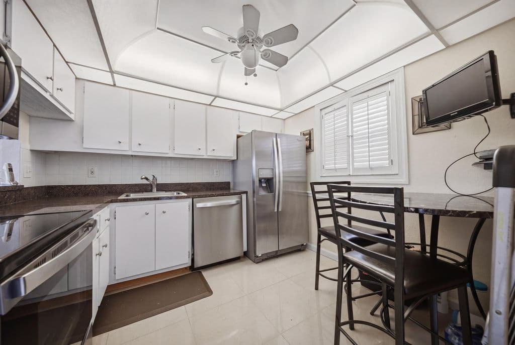 2+1 Condo — 3040 Holiday Springs Boulevard #212