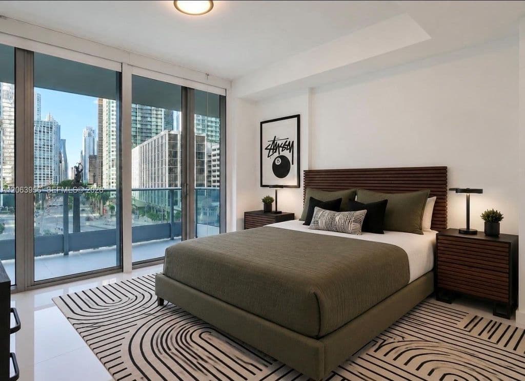 2+1 Condo — 200 Biscayne Boulevard Way APT 503