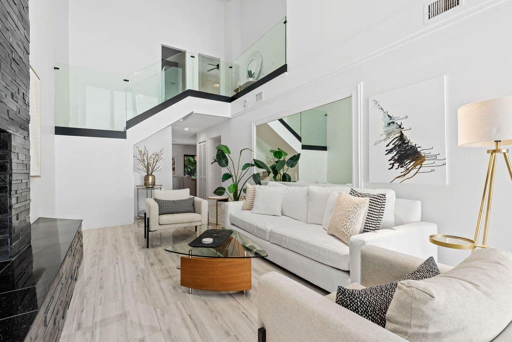 3-bedroom Property — 2930 Florida Boulevard