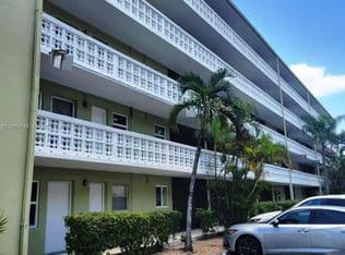 2-bedroom Condo — 1425 Arthur St APT 101A, Hollywood, 33020