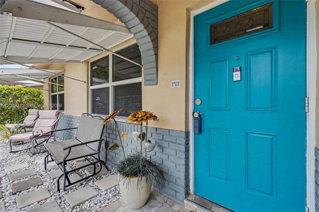 2+1 Müstakil ev — 4871 NW 13th Ave