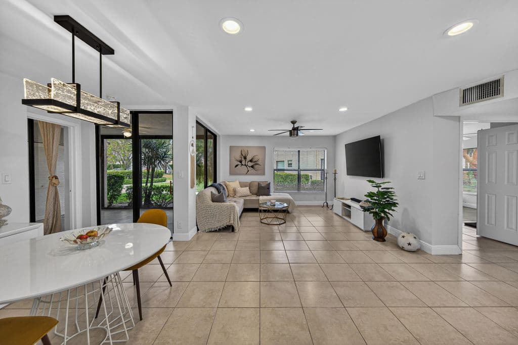 3+1 Condo — 8565 W Boca Glades Blvd #C