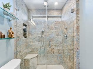 1+1 Condo — 2515 NE 2nd Court #405, Boynton Beach, 33435