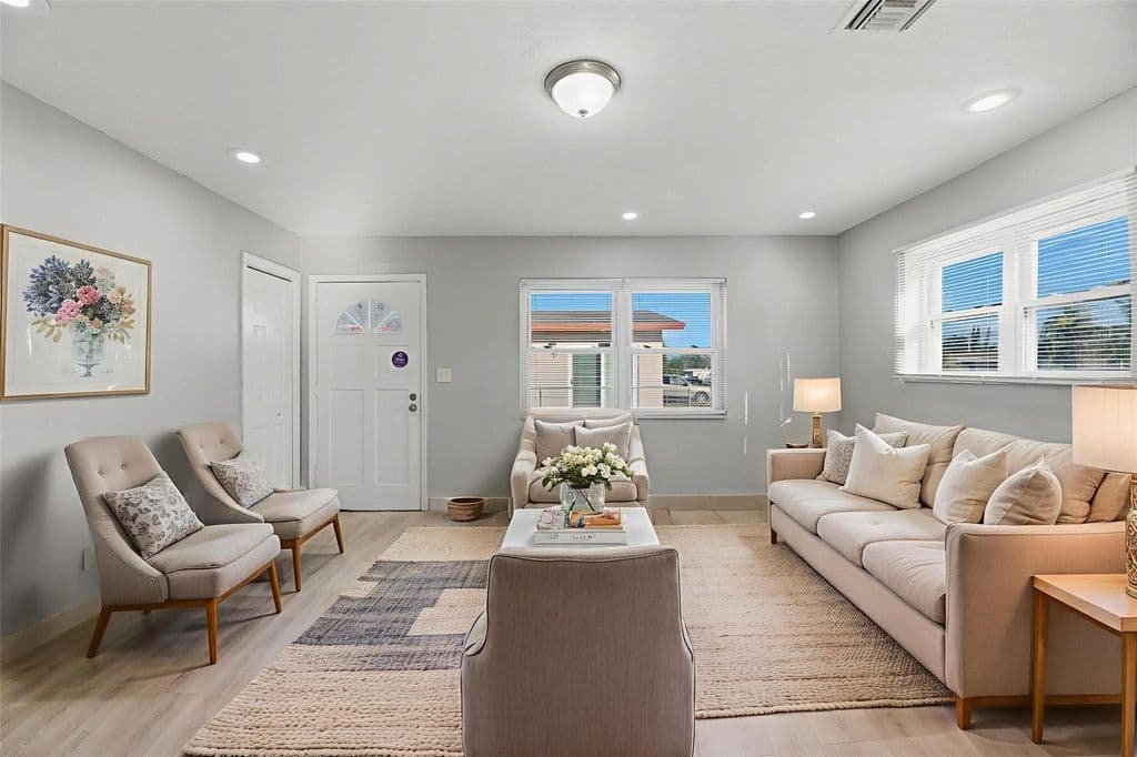 3-bedroom Single-Family Home — 5649 SW 36th Court