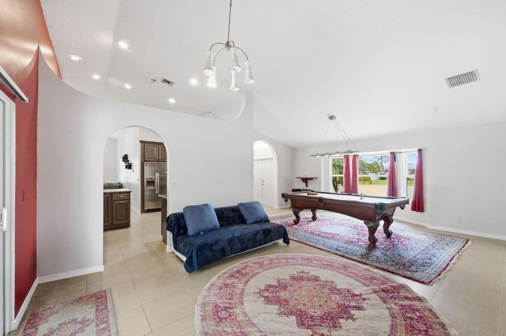 3-bedroom Single-Family Home — 1405 Chappard Court