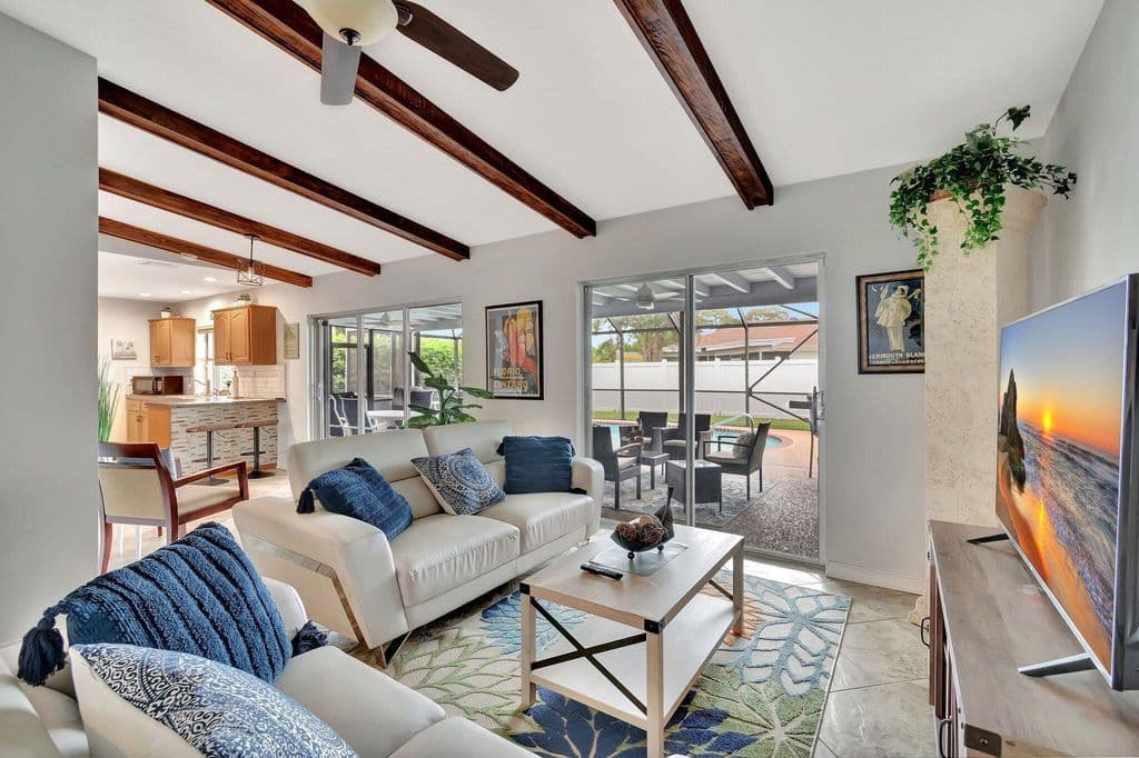 4-bedroom Single-Family Home — 577 SW 24th Avenue