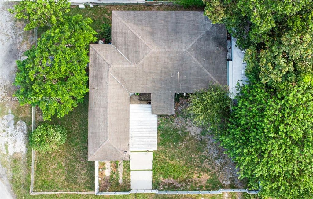 4-bedroom Single-Family Home — 7190 NW 21st Ave