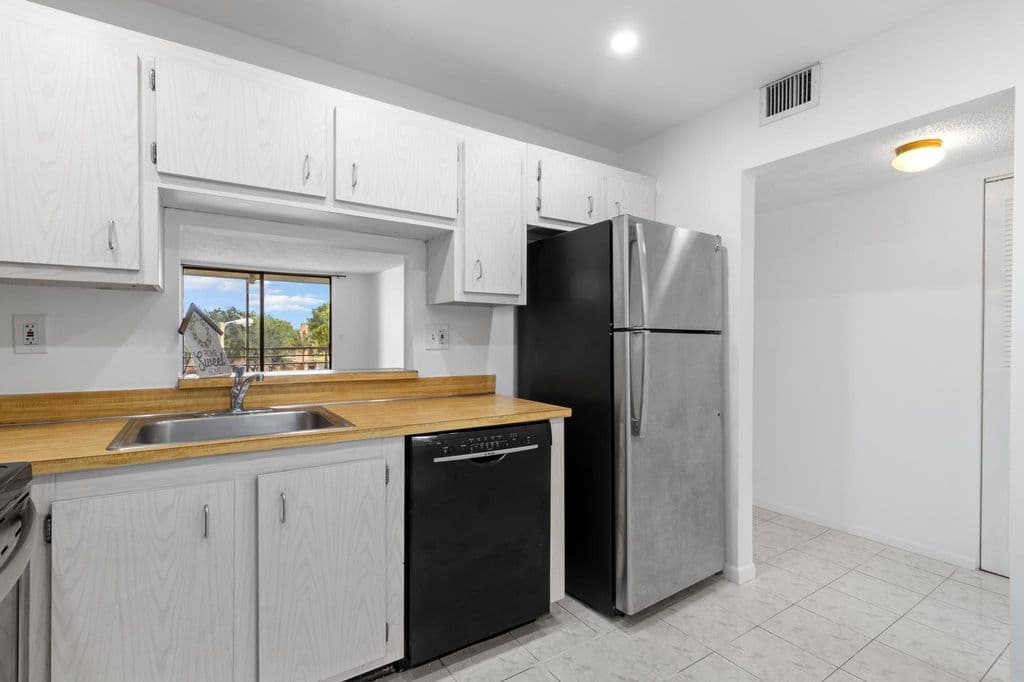 2+1 Condo — 1830 SW 81st. Avenue #4317