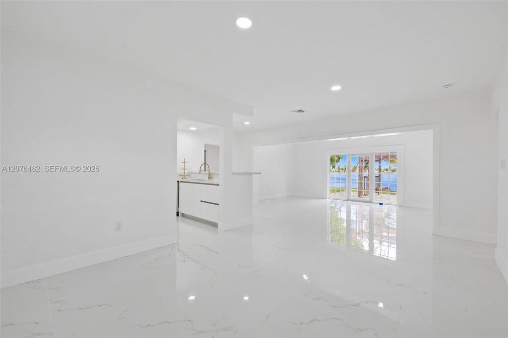 3+1 Müstakil ev — 10901 SW 47th Ter