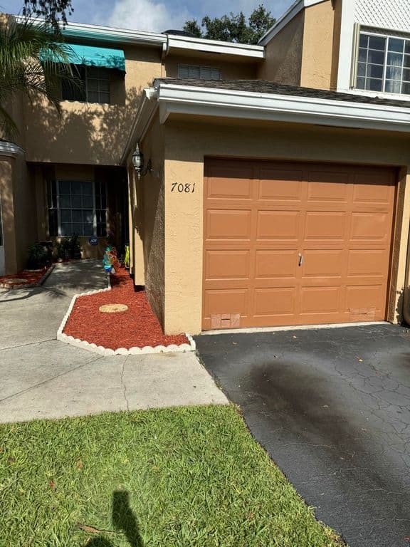 3-bedroom Single-Family Home — 7081 Woodmont Way