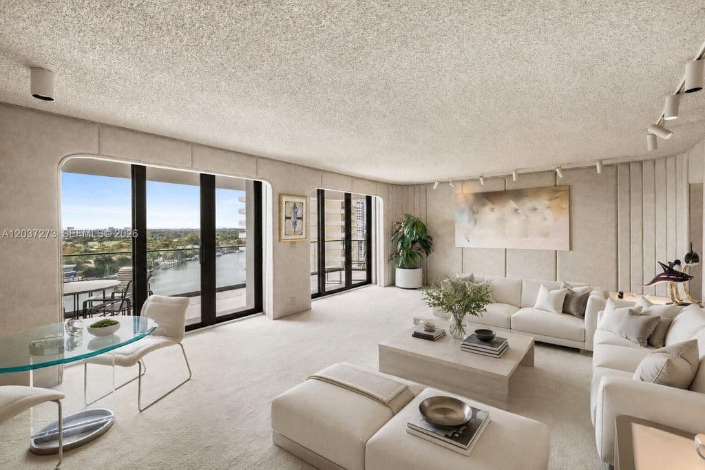 3+1 Condo — 5500 Collins Ave APT 1401