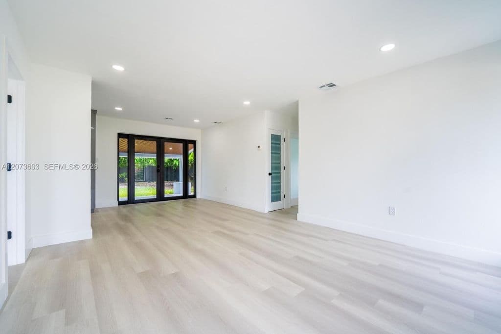 3-bedroom Single-Family Home — 1301 NW 176th Ter