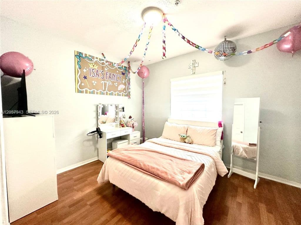 2-bedroom Condo — 5640 NW 115th Ct APT 206