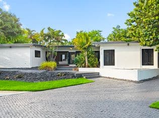 4-bedroom Single-Family Home — 2112 Manatee Drive, Fort Lauderdale, 33316