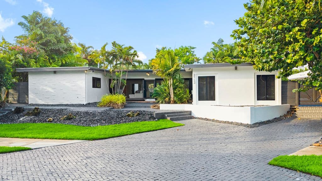 4+1 Müstakil ev — 2112 Manatee Drive