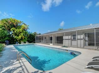 4-bedroom Single-Family Home — 1171 Bimini Lane, Riviera Beach, 33404