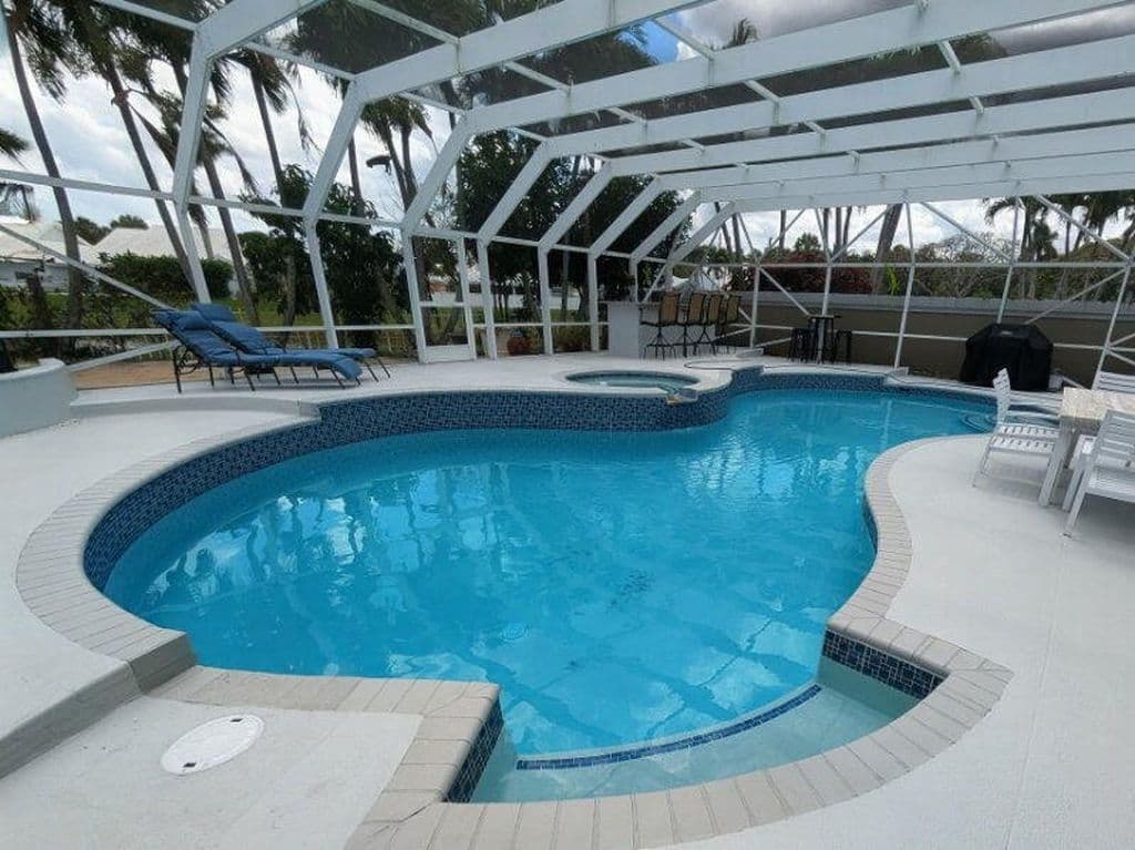 3+1 Müstakil ev — 2354 Saratoga Bay Drive