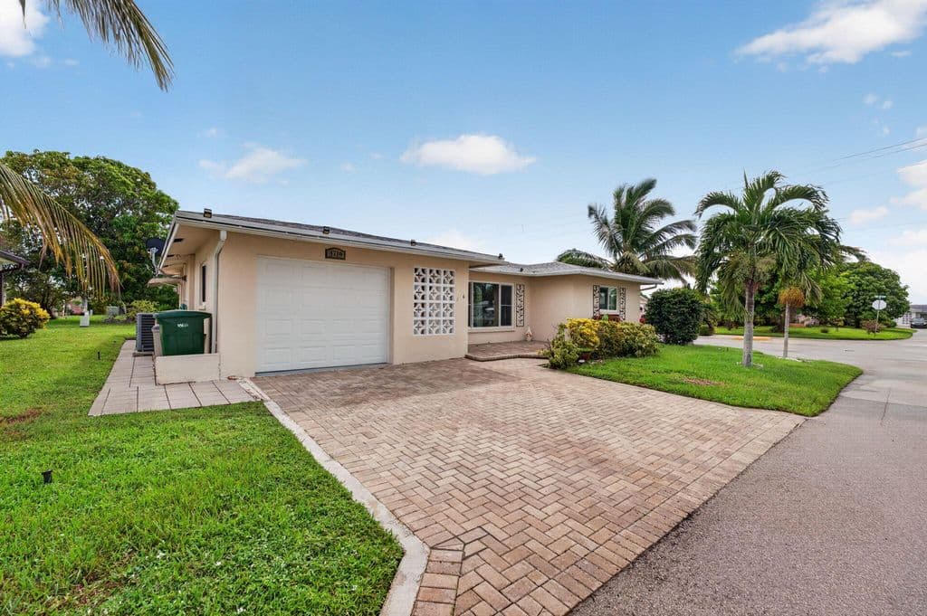 2-bedroom Single-Family Home — 4716 NW 49TH Place