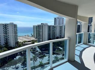 2+1 Condo — 3800 S Ocean Dr APT 1516, Hollywood, 33019