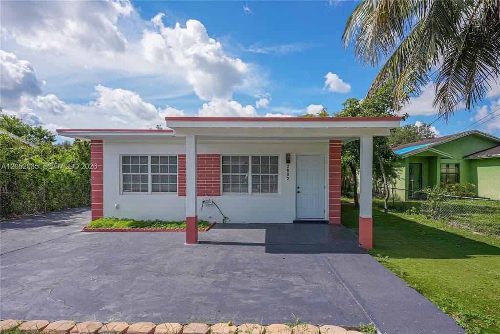 4-bedroom Single-Family Home — 2002 NW 87th St