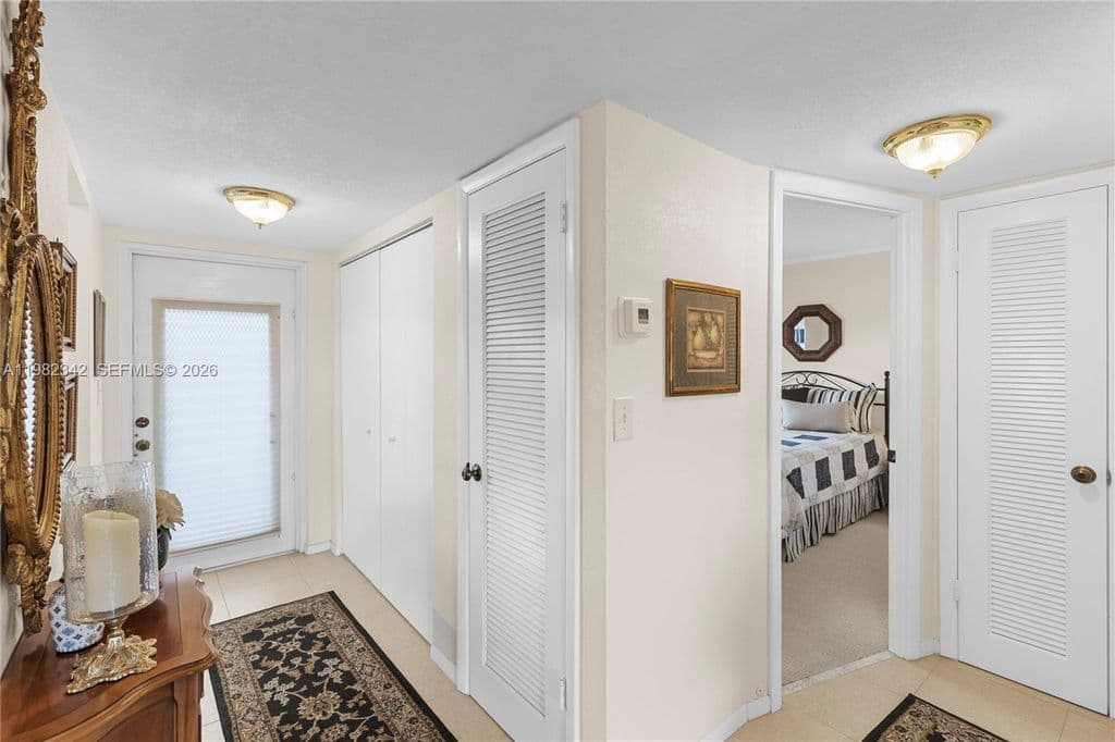 2+1 Condo — 8950 Sunrise Lakes Blvd APT 309