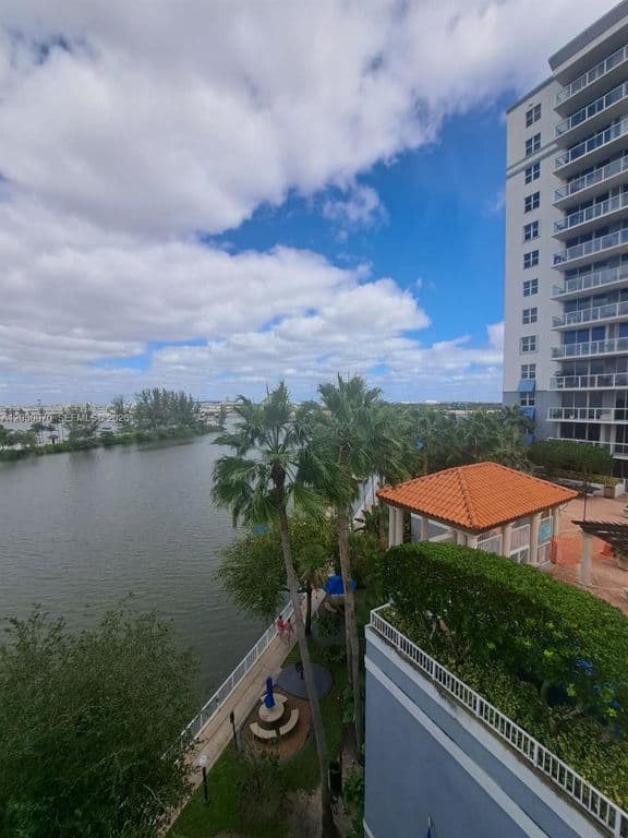 2+1 Condo — 5085 NW 7th St APT 602