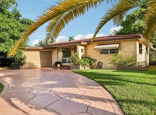 2-bedroom Single-Family Home — 3121 Hollywood Blvd, Hollywood, 33021
