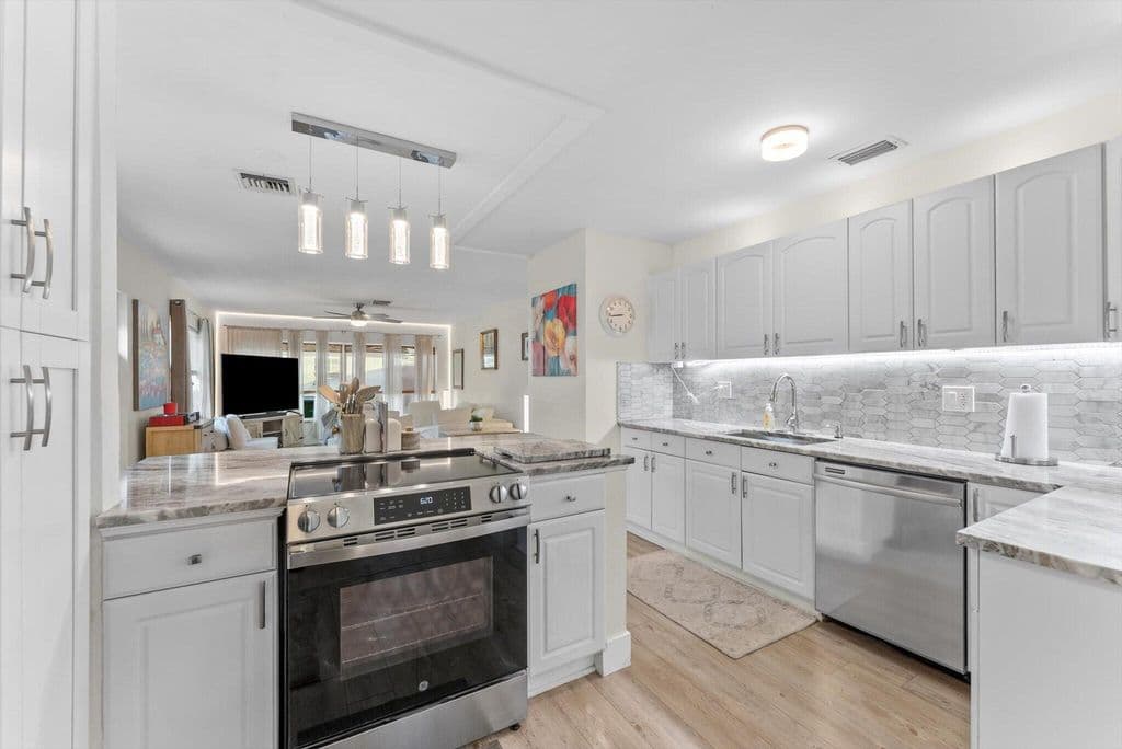2-bedroom Single-Family Home — 636 NE 16th Court
