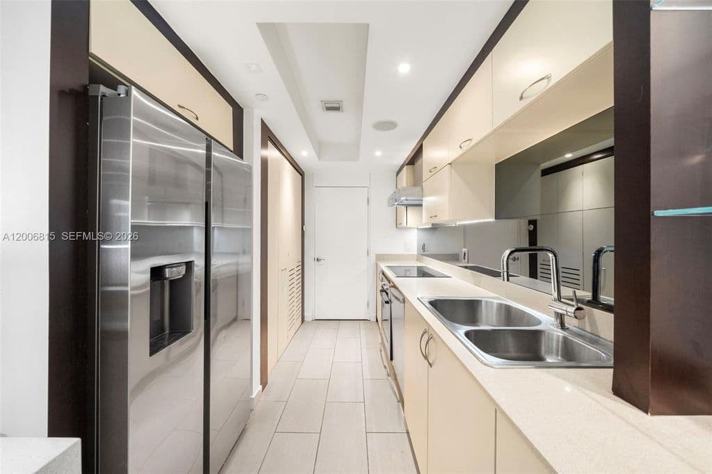 1-bedroom Property — 2130 Park Ave #Townhouse 3