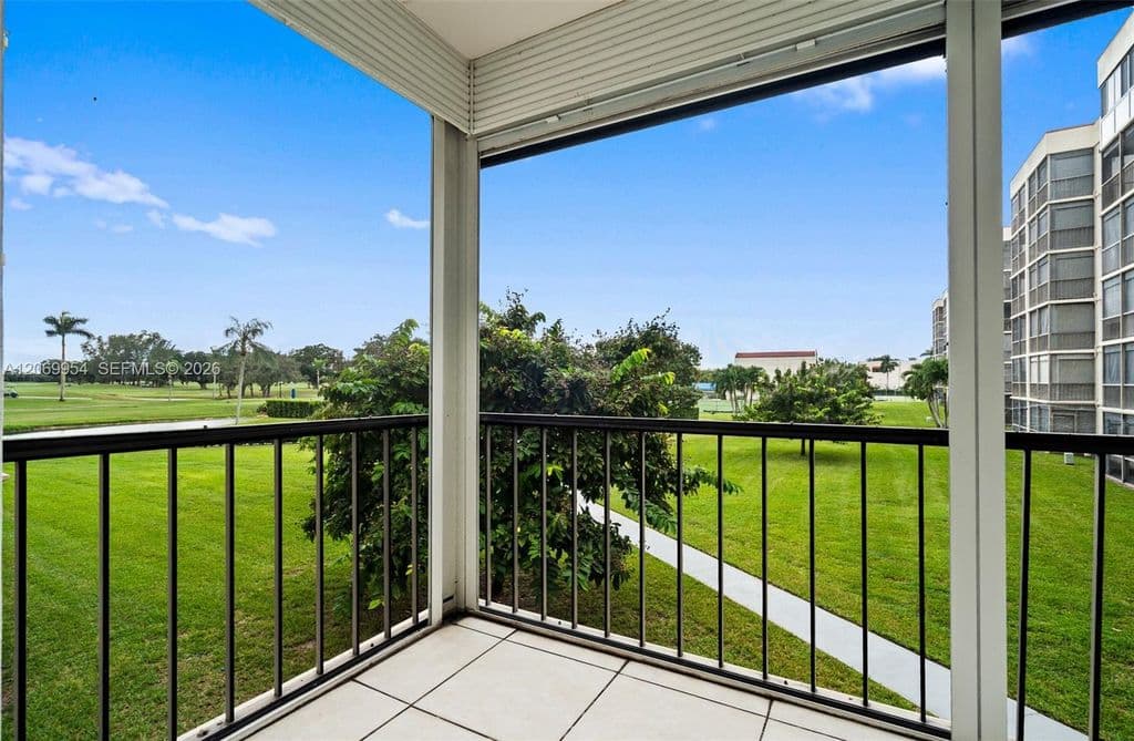 1+1 Condo — 8900 Washington Blvd APT 205