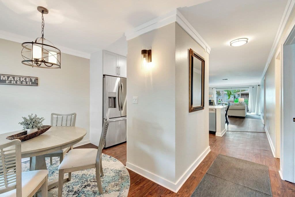 2-bedroom Condo — 5770 PRINCESS PALM Court #F