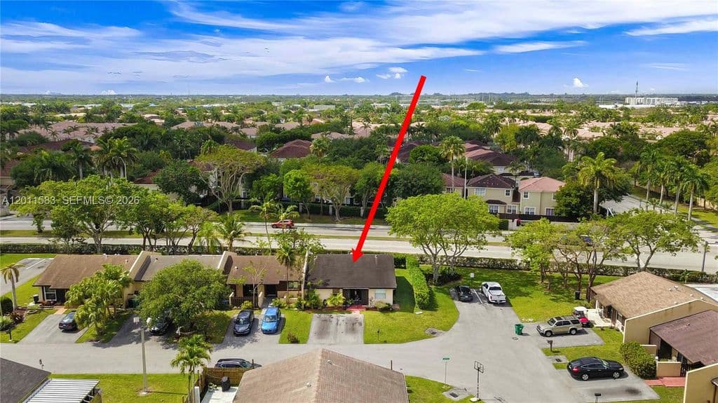 3+1 Mülk — 12316 SW 119th Ln