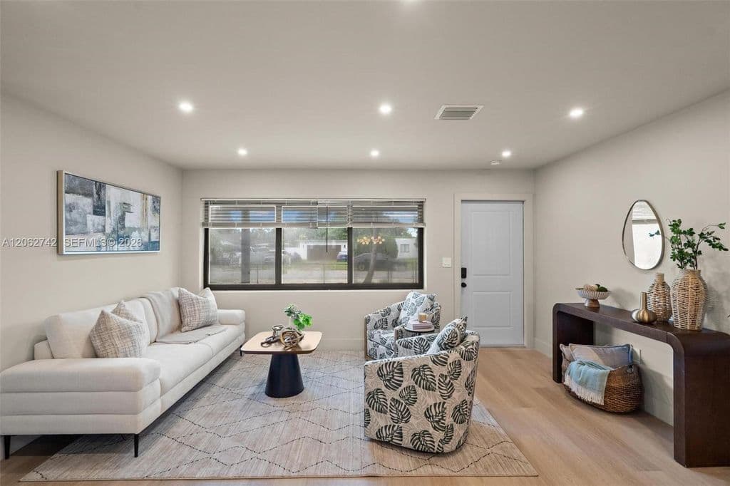 3+1 Müstakil ev — 1067 NW 101st St