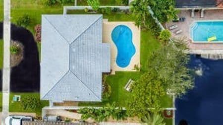 2-bedroom Single-Family Home — 421 SE 5 Terrace