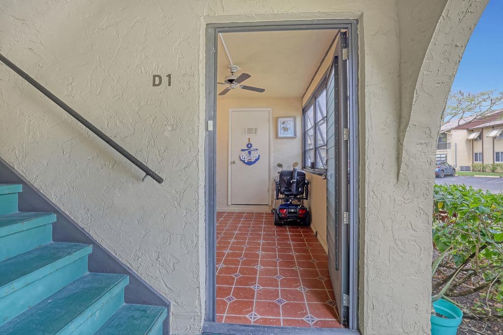 2-bedroom Condo — 339 Pine Ridge Circle #D-1