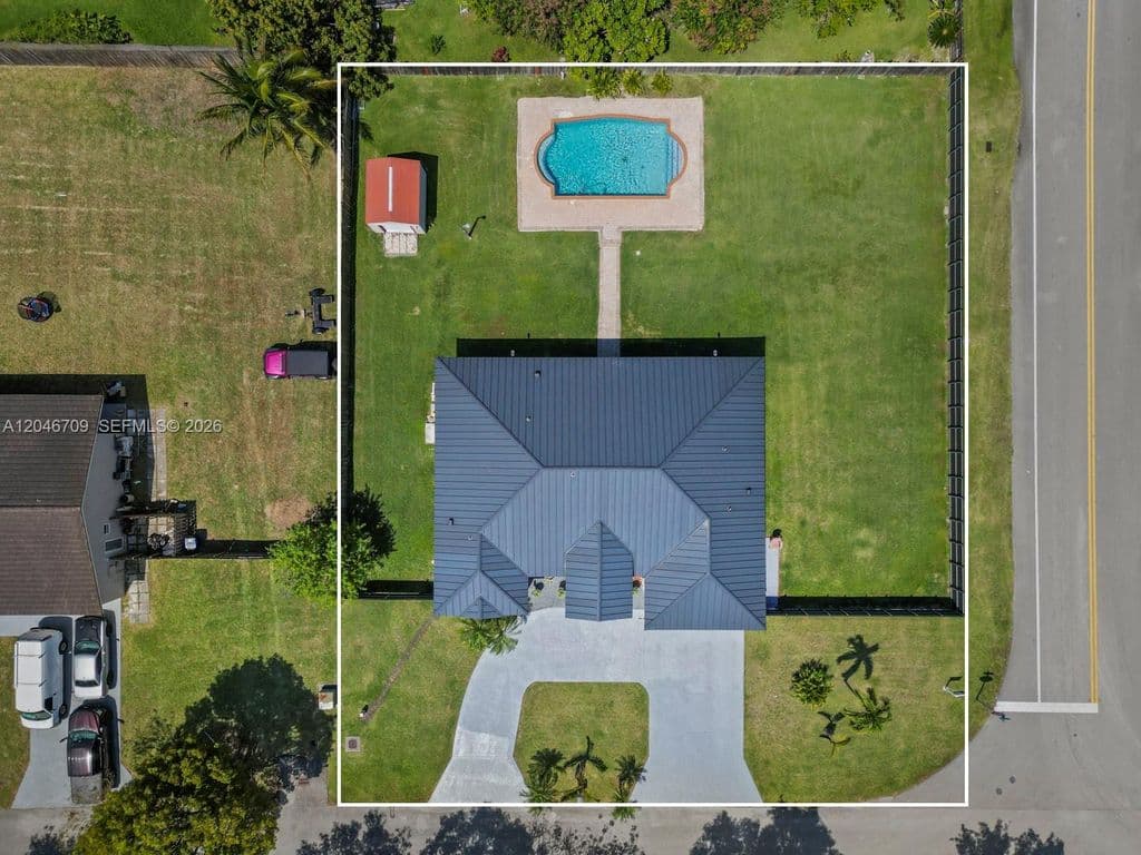 4-bedroom Single-Family Home — 13205 SW 218th Ter
