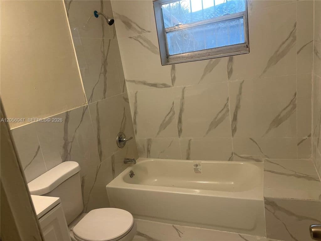 3-bedroom Single-Family Home — 395 NE 112th St