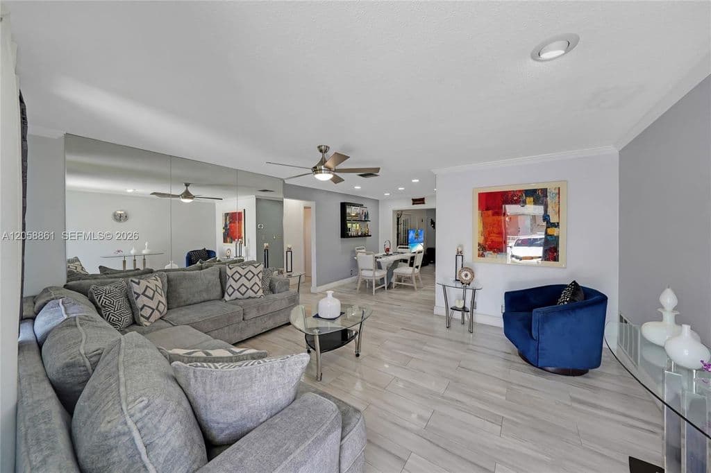 3+1 Müstakil ev — 6708 NW 57th Ct