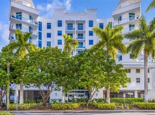 3+1 Condo — 3030 NE 188th St APT 602, Aventura, 33180