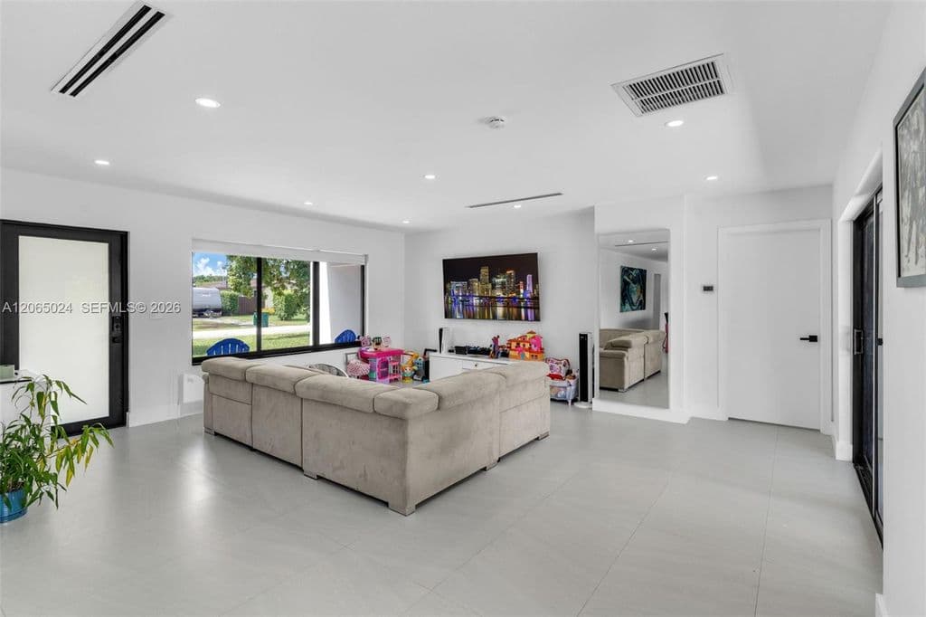 3+1 Müstakil ev — 11243 SW 174th Ter