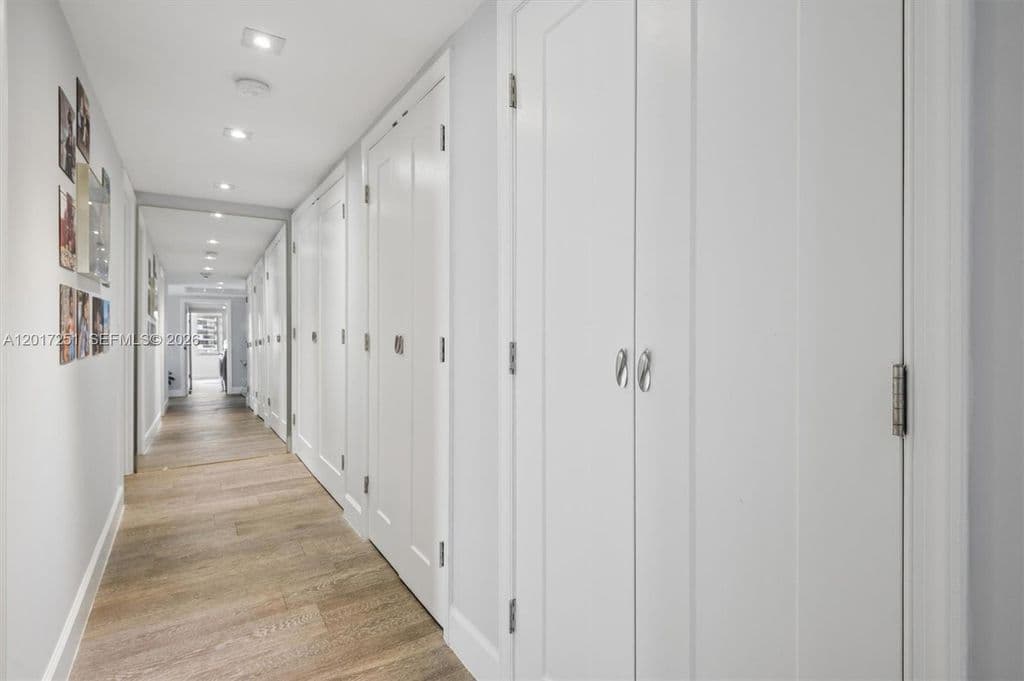 2+1 Condo — 5660 Collins Ave APT 6C