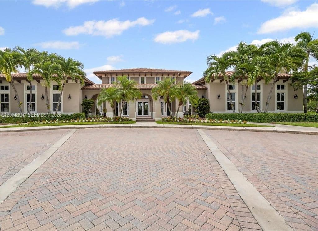 3-bedroom Condo — 22621 SW 88th Pl #1068