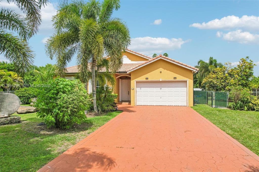4+1 Müstakil ev — 21401 SW 187th Ave