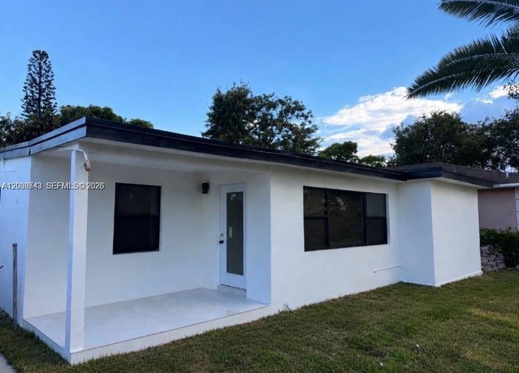 4+1 Müstakil ev — 2324 Service Rd