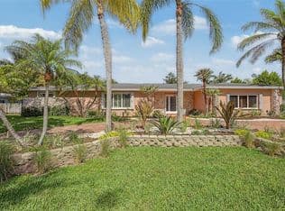 4+1 Müstakil ev — 16842 SW 79th Pl, Miami, 33157